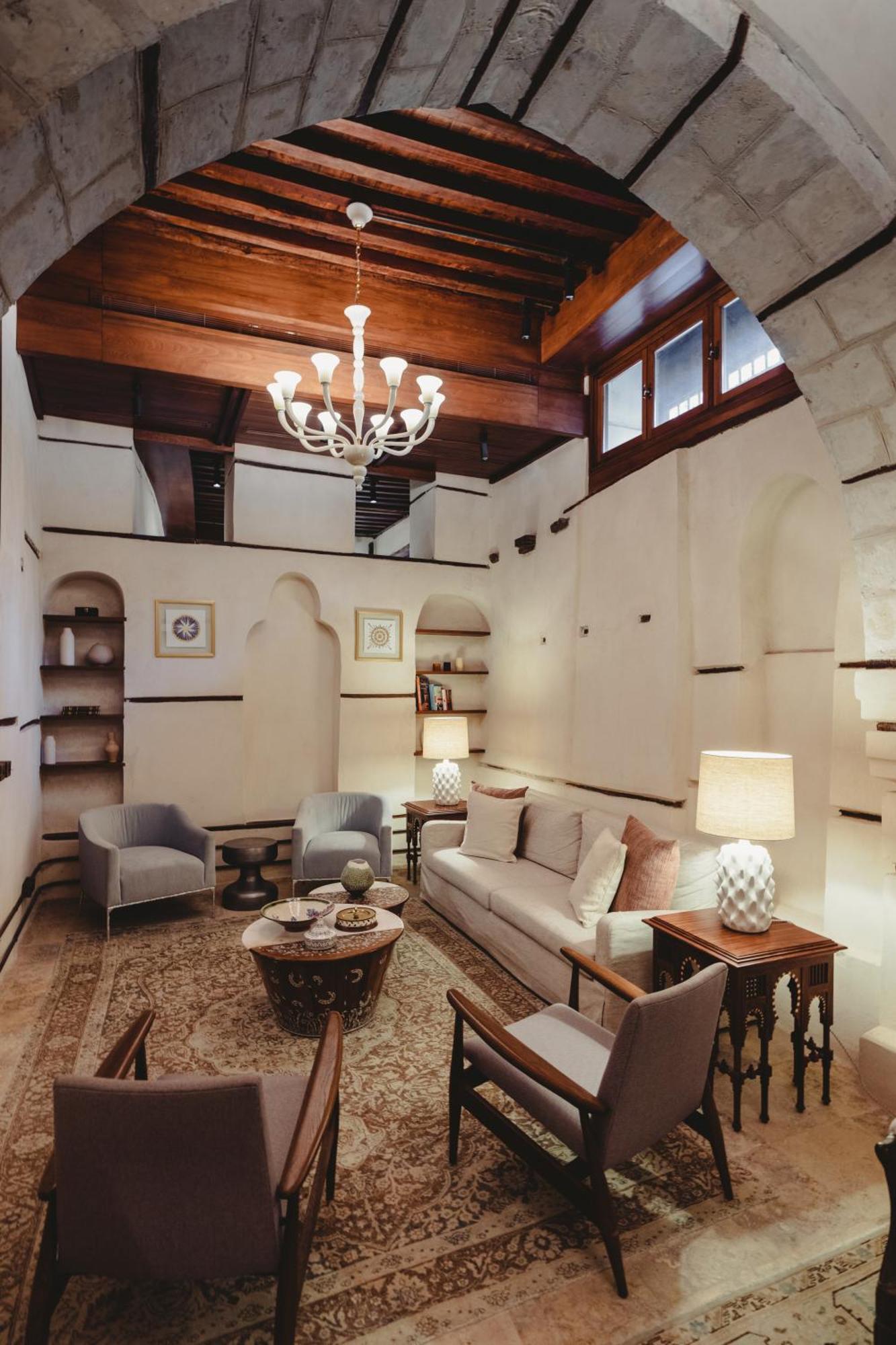 Отель Al Balad Hospitality Джедда Экстерьер фото