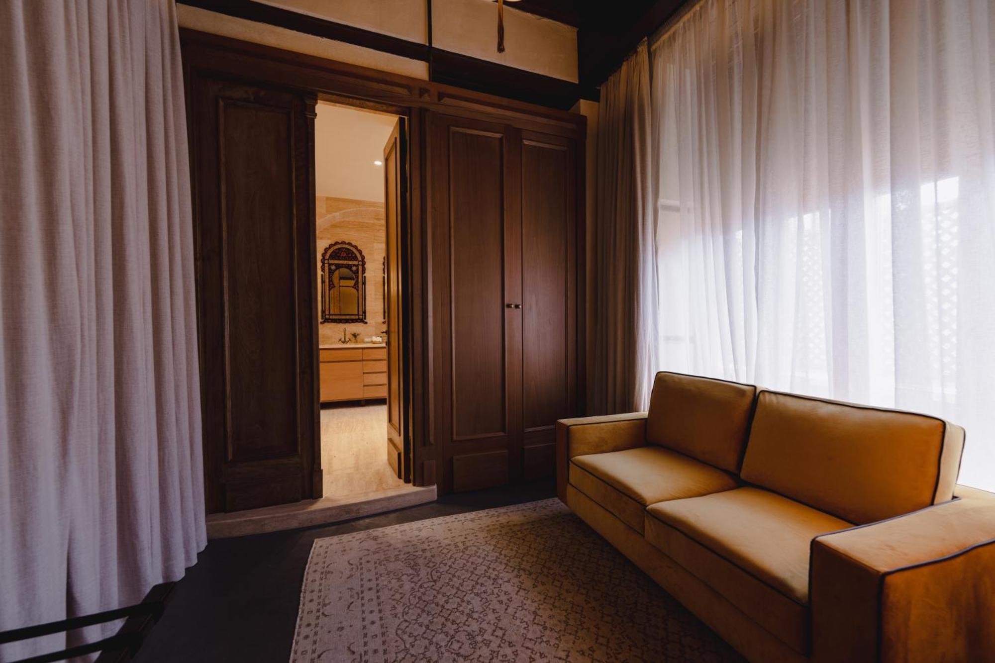 Отель Al Balad Hospitality Джедда Экстерьер фото