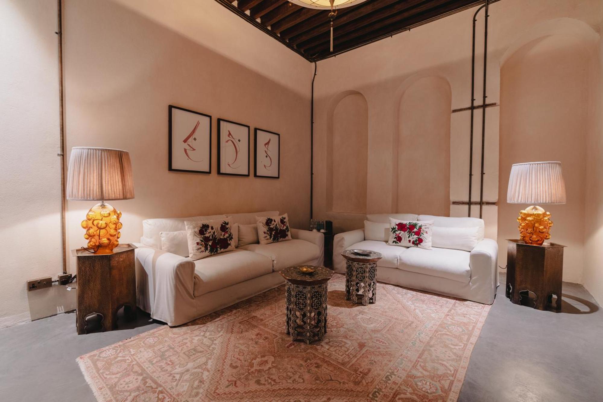 Отель Al Balad Hospitality Джедда Экстерьер фото