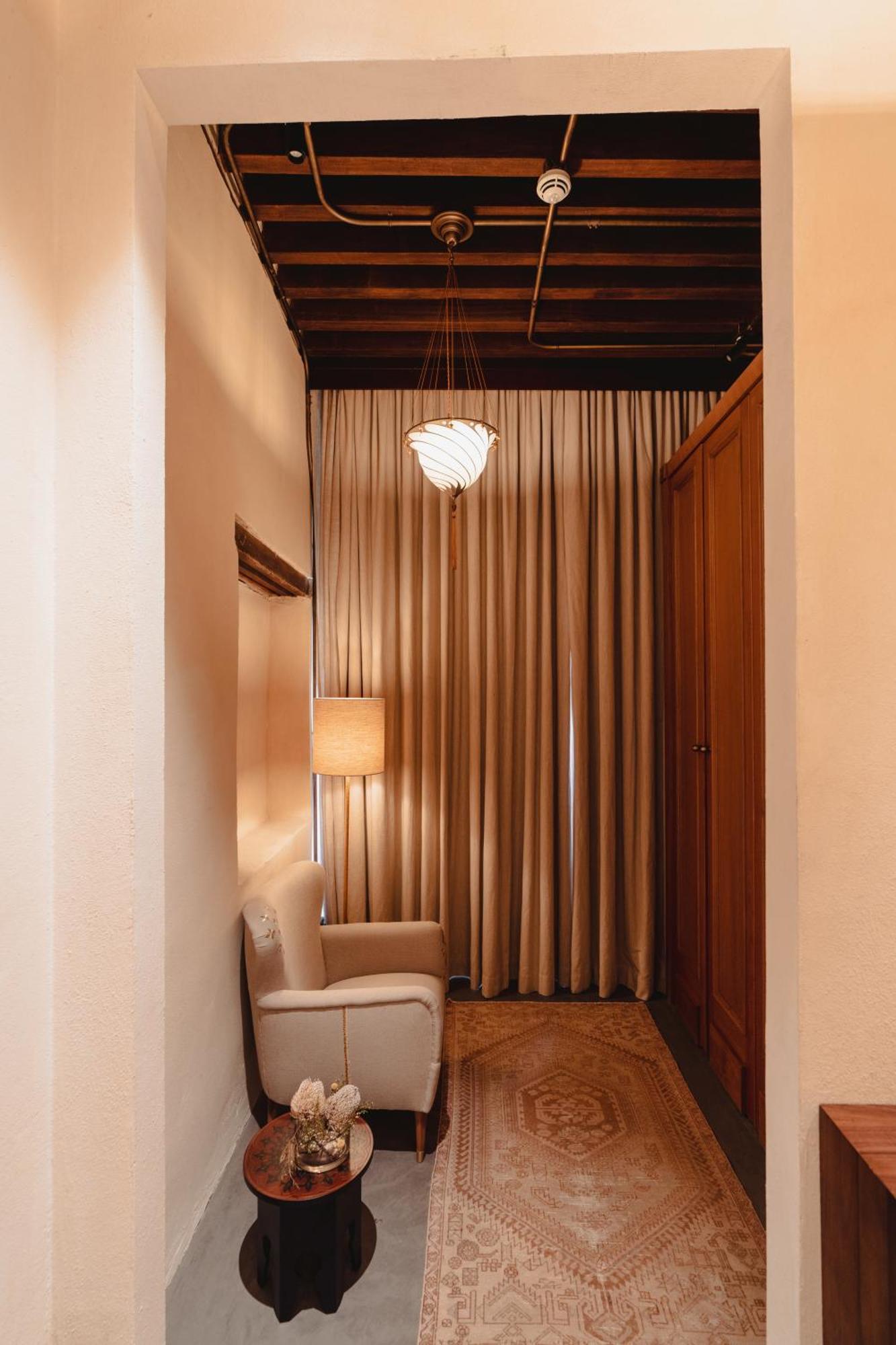 Отель Al Balad Hospitality Джедда Экстерьер фото